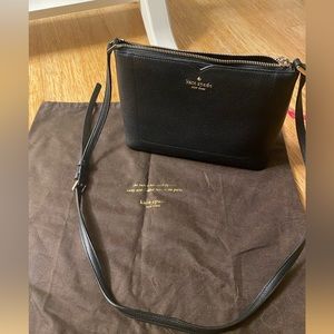 Kate spade purse with dust bag